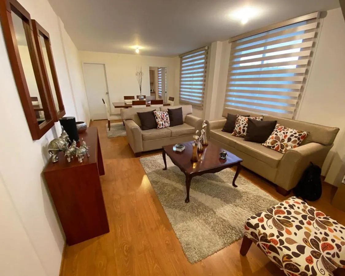 conjunto-santa-monica-casa-sala