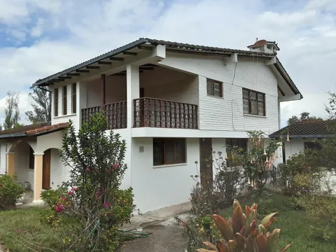 casa-guayllabamba-cayambe